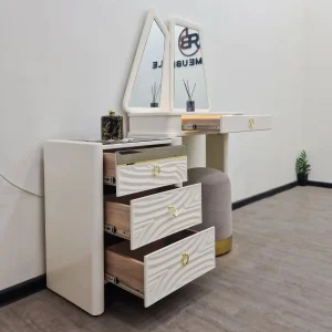 525572084_18026261573707164_952301972099831901_n